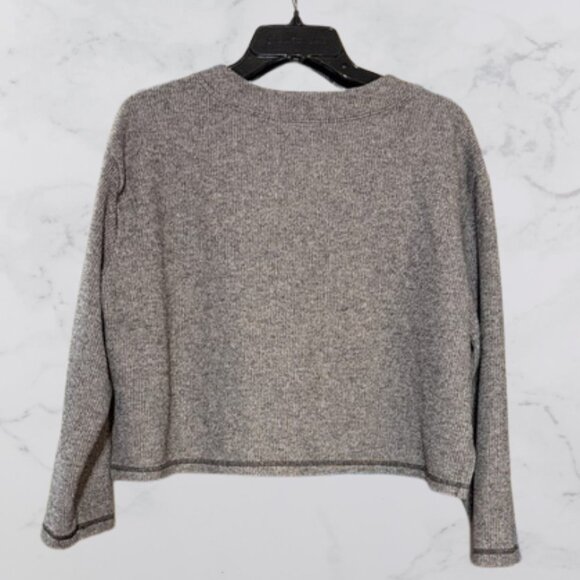 Urban Outfitters Women's Small Gray Ribbed V-Neck Cropped Pullover - Picture 2 of 4